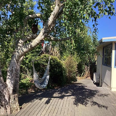 Stay In School By The Sea Dunedin Exterior foto